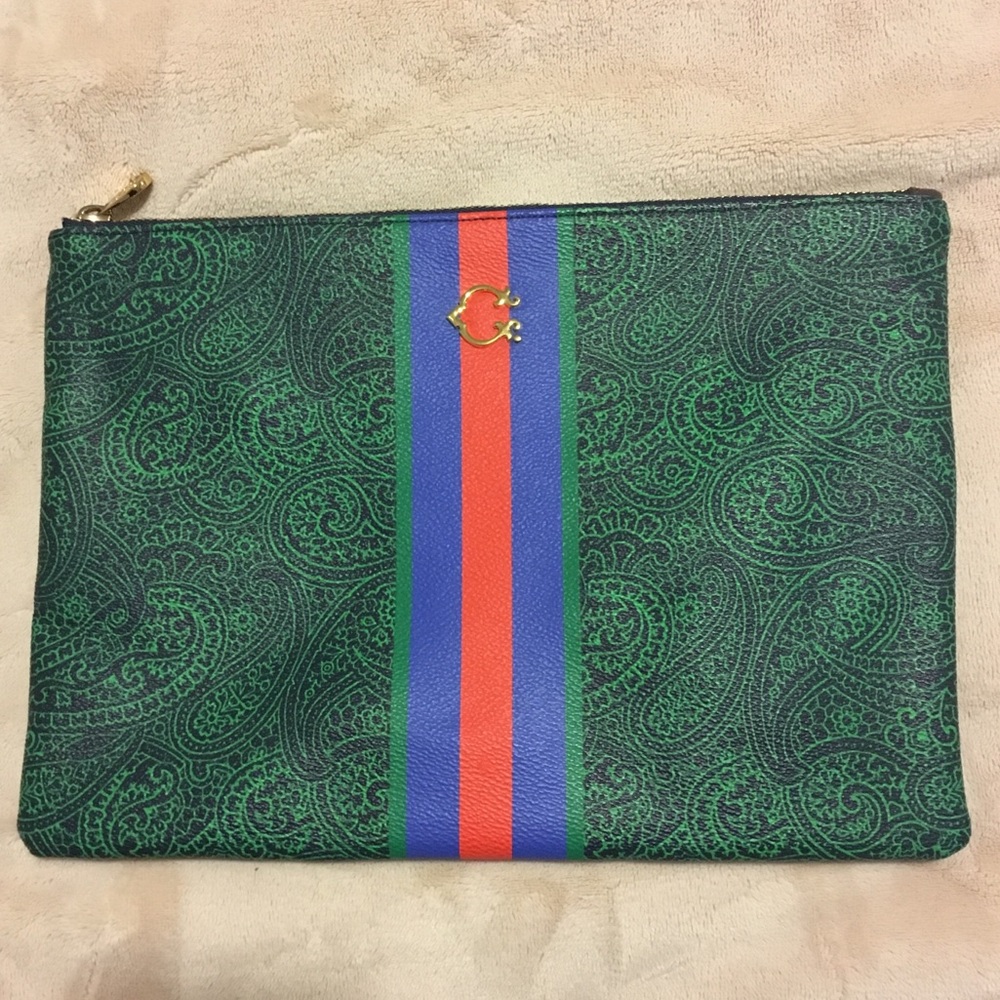C. Wonder Clutch